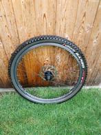 Voorband mtb 26 inch met schijfrem, Fietsen en Brommers, Fietsonderdelen, Ophalen, Zo goed als nieuw, Band