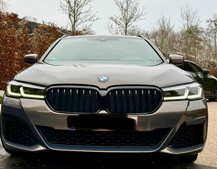 BMW 530e Touring Individual M sport, Autos, BMW, Particulier, Série 5, Hybride Électrique/Essence, Euro 5, Break, 5 portes, Automatique