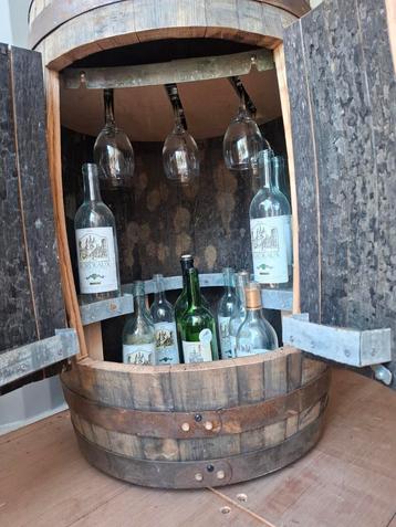 Whiskey ton 180l ingericht als drankbar! Wijnrek enz beschikbaar voor biedingen