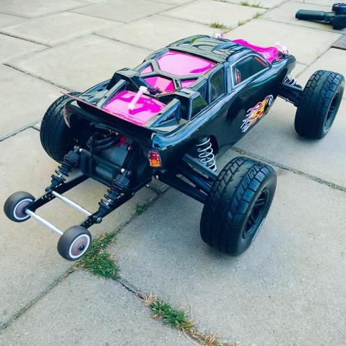 Traxxas rustler 2wd, Hobby en Vrije tijd, Modelbouw | Radiografisch | Auto's, Zo goed als nieuw, Auto offroad, Elektro, Schaal 1:10