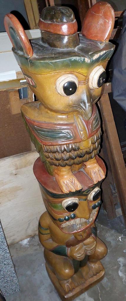 Totem ancien en bois — objet d'art solide et exclusif, Antiquités & Art, Art | Sculptures & Bois, Enlèvement