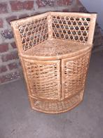 Petit meuble d'angle en osier, Enlèvement, Comme neuf