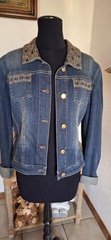 River Woods jeansvestje maat M beschikbaar voor biedingen