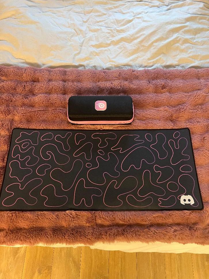 Limited Edition Discord Keyboard, Computers en Software, Toetsenborden, Gebruikt, Qwerty, Bedraad, Gaming toetsenbord, Ophalen of Verzenden