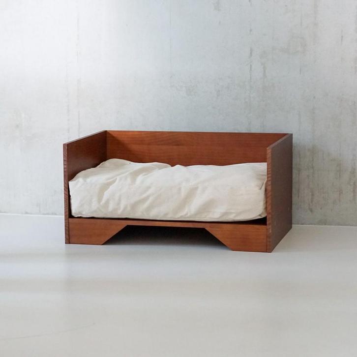 Hondenmand / kattenmand met katoenen kussen | hout | maat S, Dieren en Toebehoren, Hondenmanden, Ophalen
