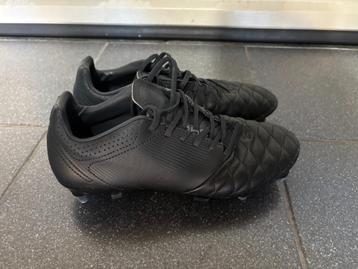 voetbalschoenen Kipsta maat 40 beschikbaar voor biedingen