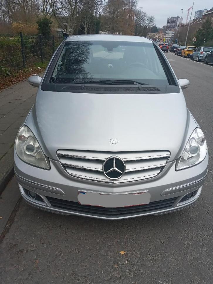MERCEDES CLASSE B 150 ESSENCE, Auto's, Mercedes-Benz, Particulier, B-Klasse, ABS, Airbags, Airconditioning, Alarm, Bluetooth, Centrale vergrendeling