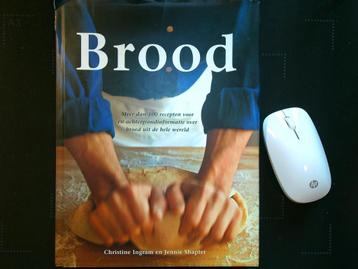 Brood 100 recepten uit de hele wereld beschikbaar voor biedingen