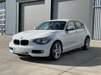 BMW 116I • SPORTVELGEN • 5-DEURS • 2014, Auto's, Euro 6, Zwart, Bedrijf, Centrale vergrendeling