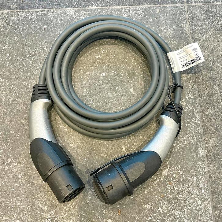 5 m oplaadkabel - Model 3 Type 2 - 32A 250V 1ph - IP44, Auto diversen, Laadpalen, Zo goed als nieuw, Ophalen of Verzenden