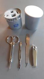 4 accessoires pour manucure avec boîtier de rangement, Enlèvement ou Envoi, Comme neuf