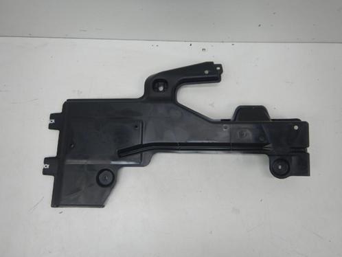 VW Tiguan 571 Bodembeschermplaat 5QS825101A, Auto-onderdelen, Carrosserie, Volkswagen, Gebruikt, Ophalen of Verzenden