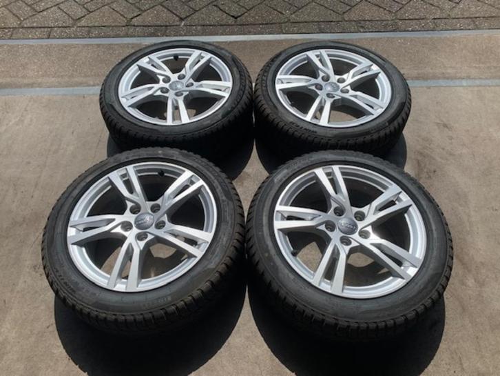 ZGAN AUDI A3 GOLF CADDY VELGEN + PIRELLI BANDEN 205 50 R17, Auto diversen, Tuning en Styling, Ophalen of Verzenden