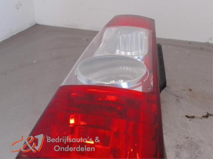 Feu arrière gauche d'un Peugeot Boxer, Autos : Pièces & Accessoires, Éclairage, Peugeot, Utilisé, 3 mois de garantie, Enlèvement ou Envoi