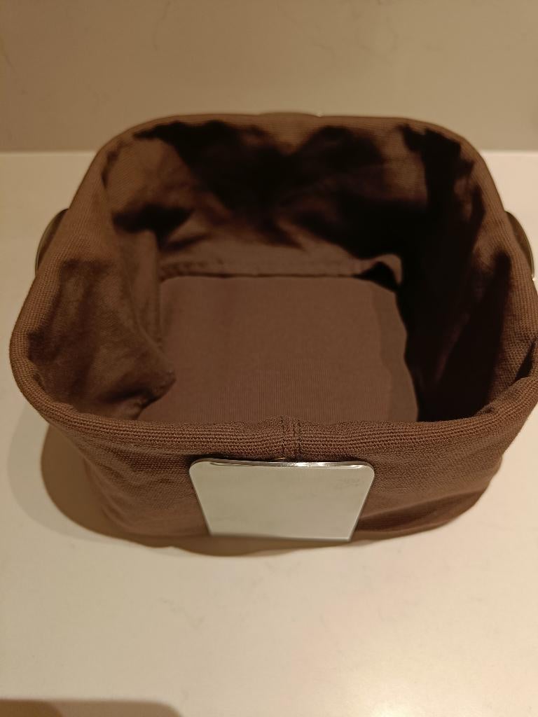 Broodmandje. Merk: Blomus. Afmetingen: 21 x 10 x 20 cm., Enlèvement ou Envoi, Comme neuf