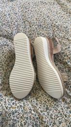 Sandalen linnen, Kleding | Dames, Ophalen of Verzenden, Zo goed als nieuw