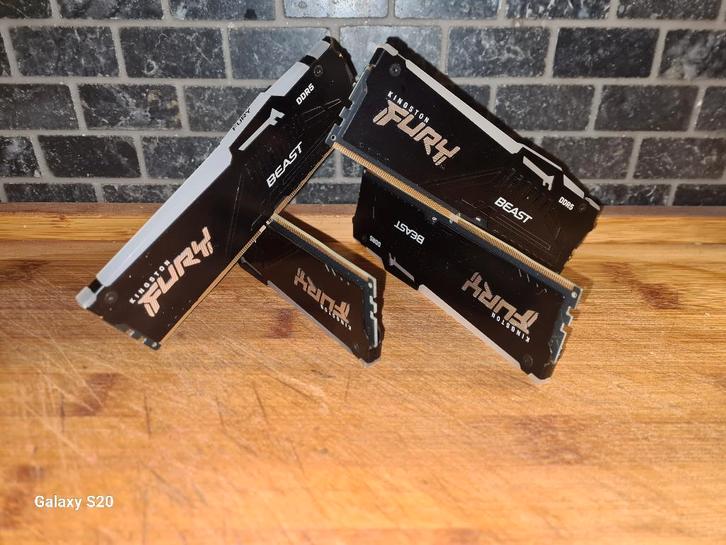 DDR5 4x8 Giga 5200 Mhz, Computers en Software, RAM geheugen, Zo goed als nieuw, Desktop, 32 GB, DDR5, Ophalen of Verzenden