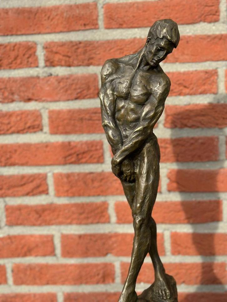 bronzen sculptuur gespierde man adonis, Antiek en Kunst, Kunst | Beelden en Houtsnijwerken, Ophalen of Verzenden