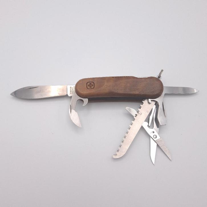 Couteau Wenger EvoWood 17 Swiss Army, Caravanes & Camping, Outils de camping, Comme neuf, Enlèvement ou Envoi
