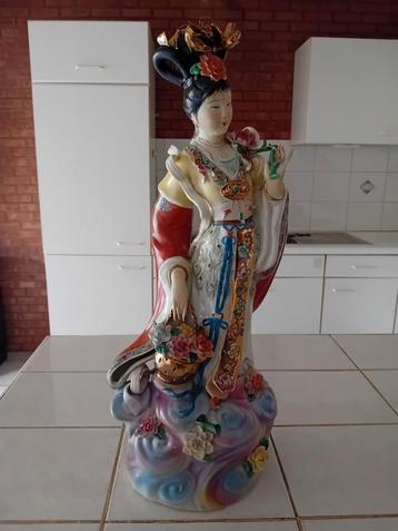 Oosters beeld, Geisha. Mooi.   Gsm 0499760241 beschikbaar voor biedingen