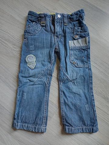 Warme gevoerde jeansbroek. beschikbaar voor biedingen