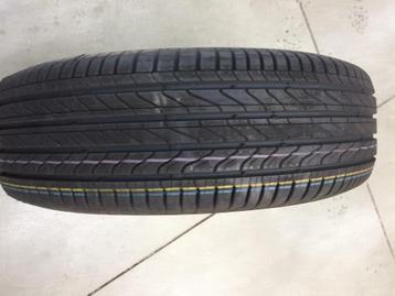 4 pneus Continental  Ultra Contact 195/65 R16 92 V neufs beschikbaar voor biedingen