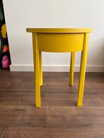 bijzettafeltje met schuifje geel, Ophalen, Zo goed als nieuw