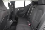 (2CMV704) VOLVO XC40, Auto's, Volvo, Stof, Gebruikt, Euro 6, 1969 cc