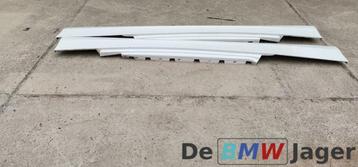 Sideskirt BMW 1-serie E81 E82 E88 51777183233 51777183234 beschikbaar voor biedingen