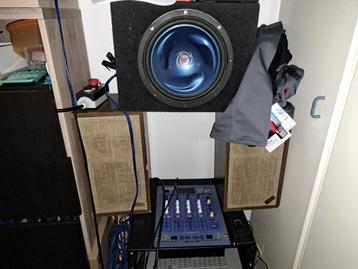 Dj set werkt perfect gebruikt voor schoolfeesten enzo beschikbaar voor biedingen