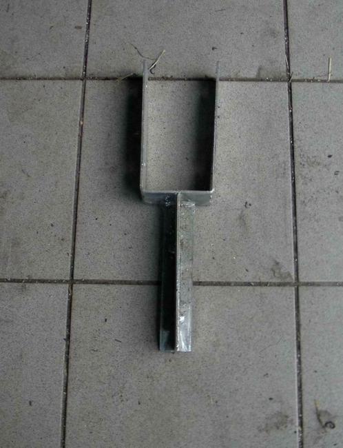 20 support de poteau à sceller en U acier galvanisé, Tuin en Terras, Palen, Balken en Planken, Nieuw, Palen, Minder dan 180 cm