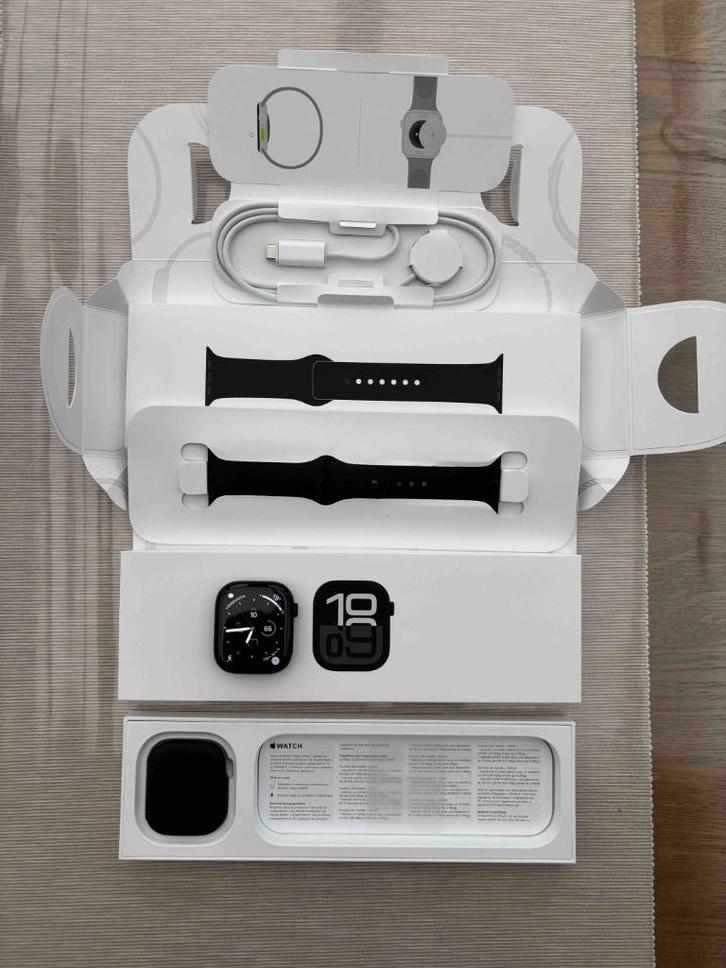Apple Watch series 10 - 46mm, Handtassen en Accessoires, Smartwatches, Zo goed als nieuw, iOS, Zwart, Afstand, Calorieverbanding