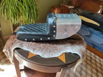 Selle robuste fabriquée à la main, Enlèvement