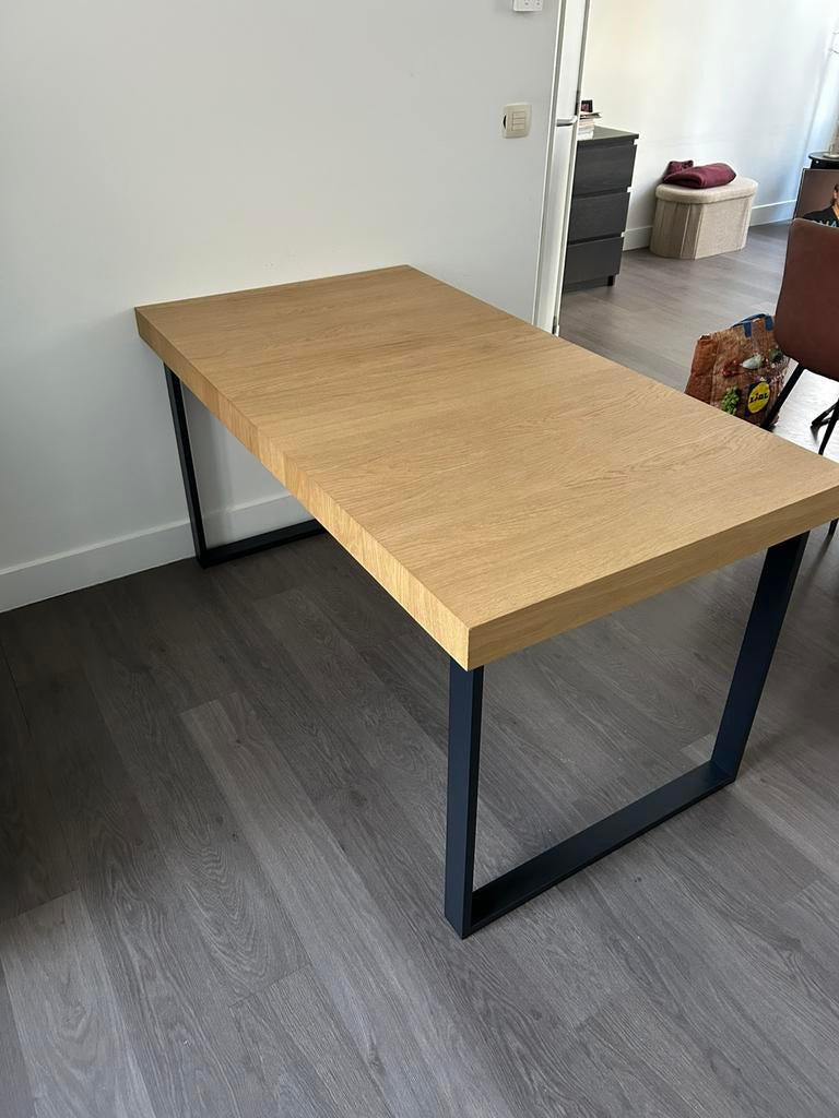 Houten uitschuifbare tafel (Ikea), Huis en Inrichting, Tafels | Eettafels, Ophalen, Zo goed als nieuw