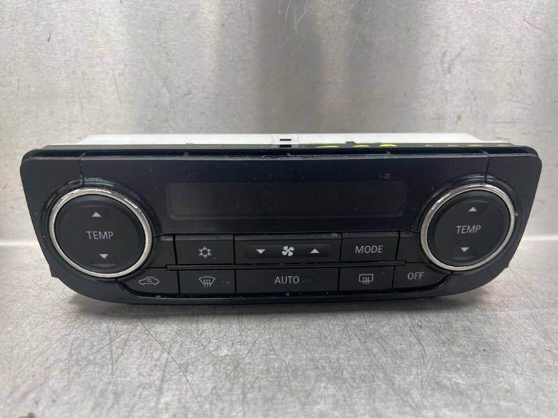 PANNEAU DE COMMANDE CHAUFFAGE CLIMATISATION (|7820A468XA|), Autos : Pièces & Accessoires, Tableau de bord & Interrupteurs, Mitsubishi
