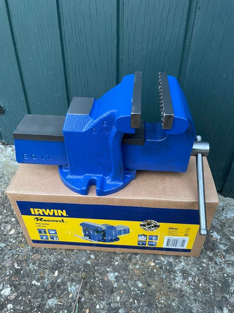 Bankschroef Irwin 100mm, Bricolage & Construction, Établis, Enlèvement, Neuf, 70 à 120 cm, Étau