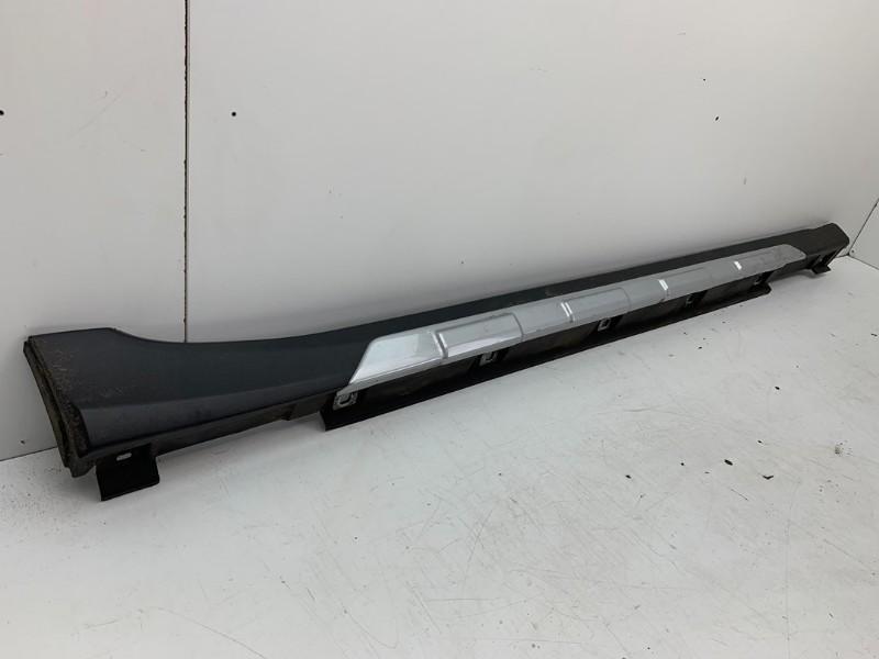 SIDESKIRT RECHTS Subaru XV (GT / GX) (01-2017/-), Gebruikt, Rechts, Subaru