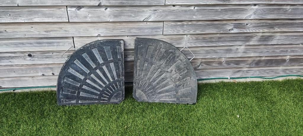 2 parasoltegels - 14kg, Tuin en Terras, Ophalen, Gebruikt, Minder dan 1 meter, Zweefparasol