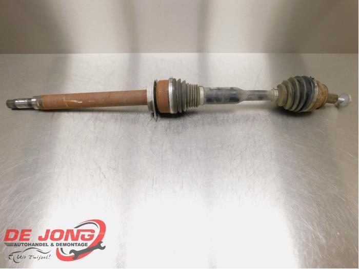 Arbre de transmission avant droit d'un Volvo V60, -, 3 mois de garantie, -, -