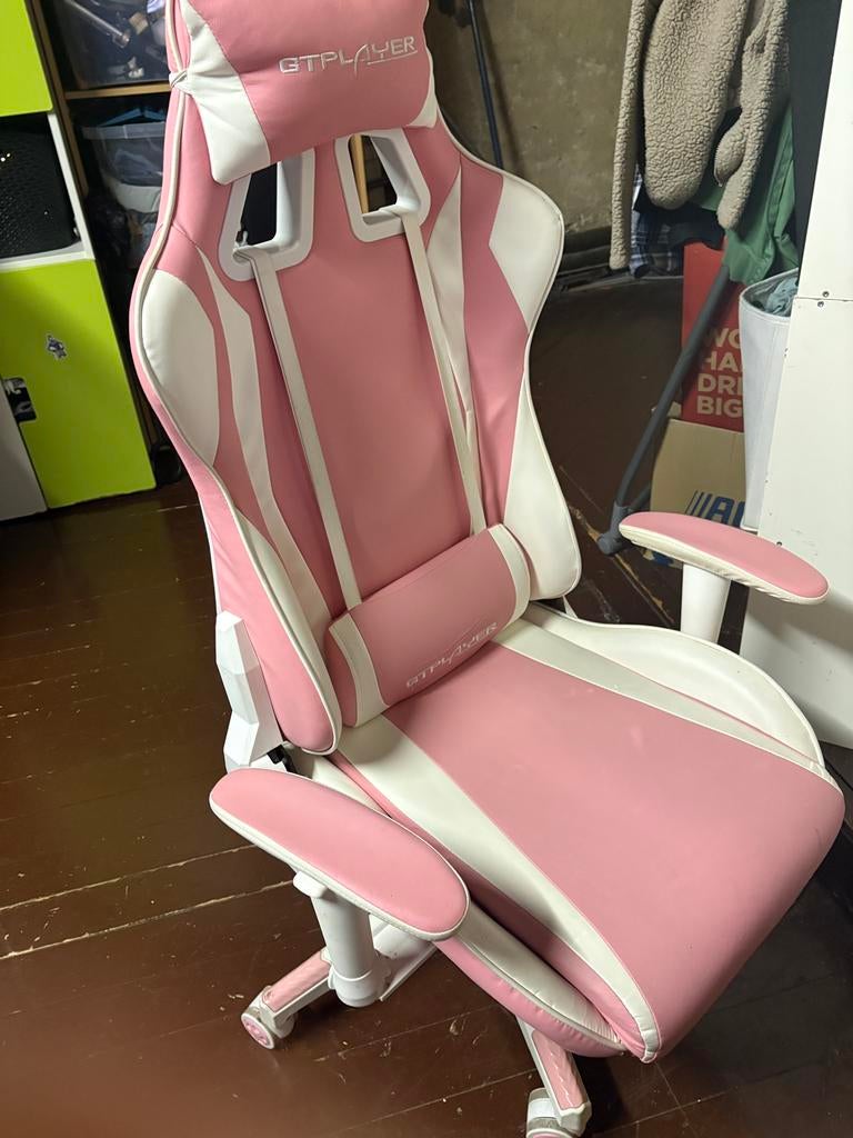 A vendre chaise + bureau bonne état, Maison & Meubles, Chaises de bureau, Rose, Comme neuf, Chaise de bureau de gaming, Enlèvement