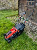 Tondeuse batterie BLACK DECKER 36V – 38cm – 2 batteries, Ophalen, Accu-grasmaaier, Zo goed als nieuw, Opvangbak