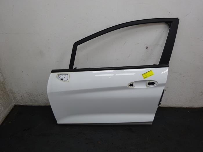 Portière 4portes avant gauche d'un Ford Fiesta (FROZEN), -, 3 mois de garantie, Porte, -