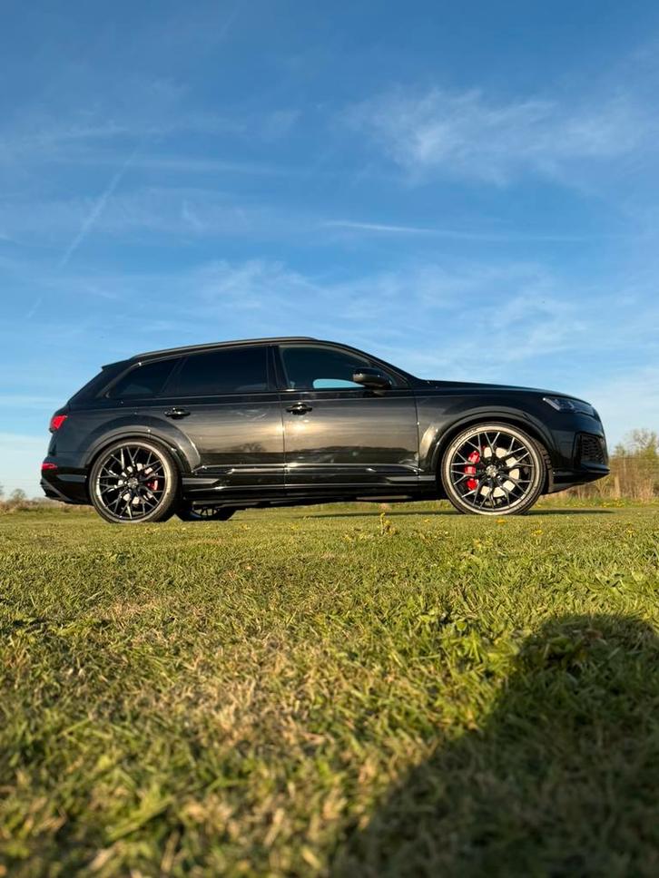 Audi Q7 TFSI 60 E competition 3.0 l V6 (462 pk) quattro, Auto's, Audi, Bedrijf, Q7, Zetelverwarming, Hybride Elektrisch/Benzine