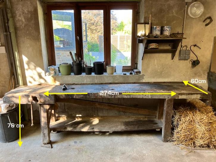Établi ancien en bois massif - Pièce unique à reconvertir !, Bricolage & Construction, Établis, Utilisé, Étau, Enlèvement
