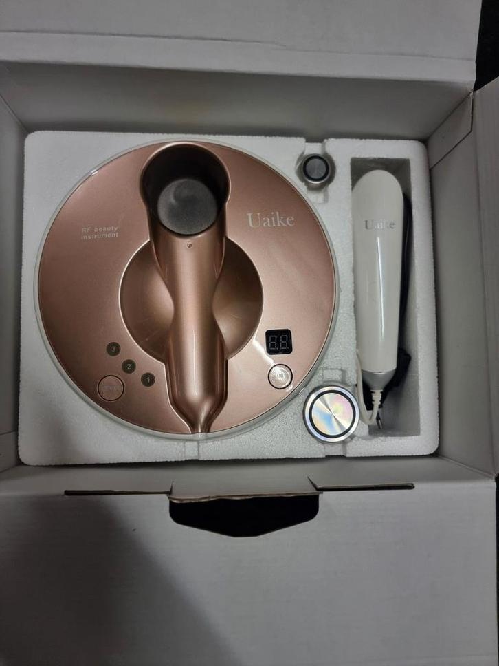 RF Radiofrequentie-apparaat voor gezicht en lichaam, Elektronische apparatuur, Persoonlijke Verzorgingsapparatuur, Zo goed als nieuw