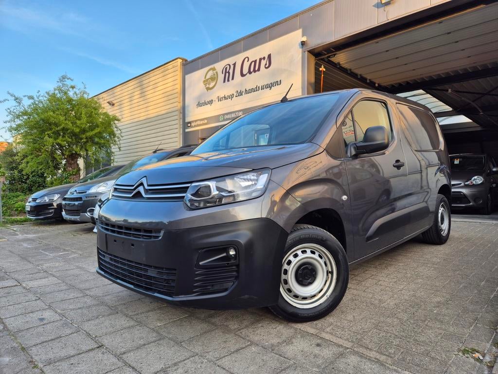 Citroën Berlingo 1.2i 2021/119.000km/Navi/AC/Carplay/1e Eign, Autos, Camionnettes & Utilitaires, Argent ou Gris, Achat, Euro 6