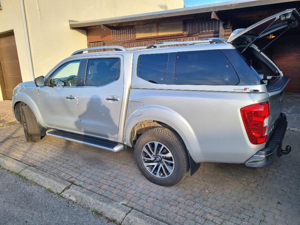 Nissan Navara double Cab, Argent ou Gris, Achat, Euro 6, 3000 kg