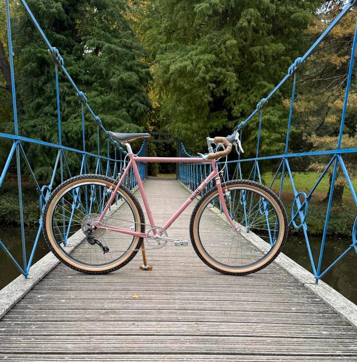 Gravel neo retro, Vélos & Vélomoteurs, Vélos | Hommes | Vélos de sport & Vélo de randonnée, Enlèvement