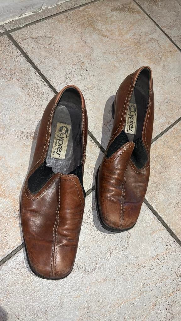 leren schoenen, Ophalen, Bruin, Espadrilles of Moccasins, Gedragen