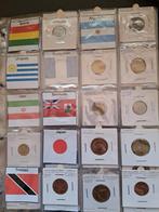 2 verzamel albums met 250 wereldmunten per album met vlag, Ophalen